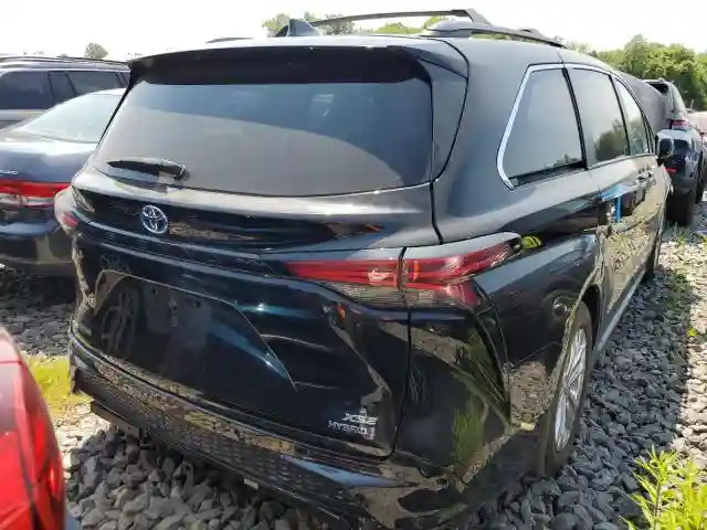 5TDDSKFC9MS036507 2021 TOYOTA SIENNA-2