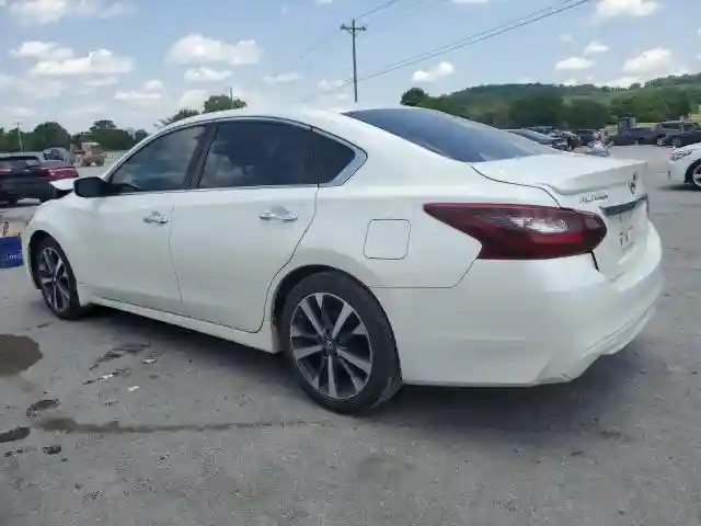 1N4AL3AP0HN351455 2017 NISSAN ALTIMA-1