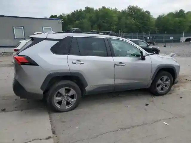 4T3RWRFVXNU050291 2022 TOYOTA RAV4-2