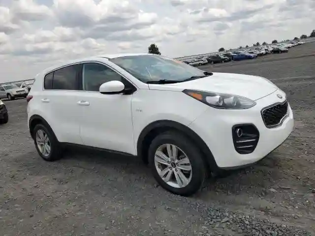 KNDPMCAC2J7348839 2018 KIA SPORTAGE-3
