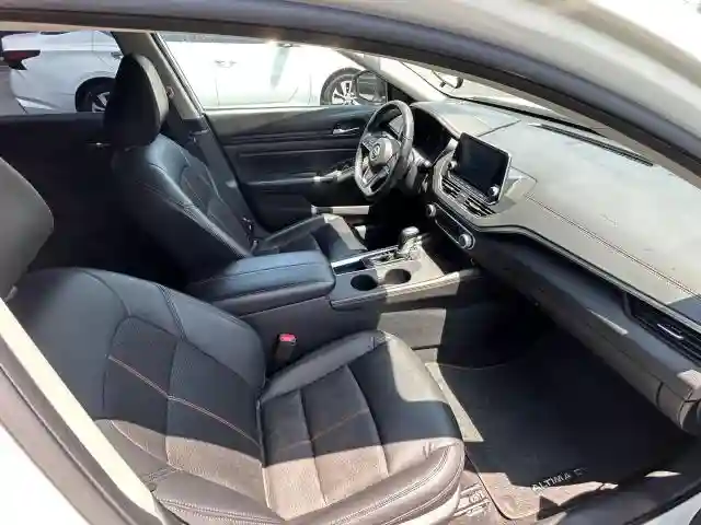 1N4BL4CV2LN320075 2020 NISSAN ALTIMA-4