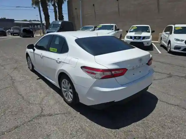 4T1C11AK0LU401654 2020 TOYOTA CAMRY-2