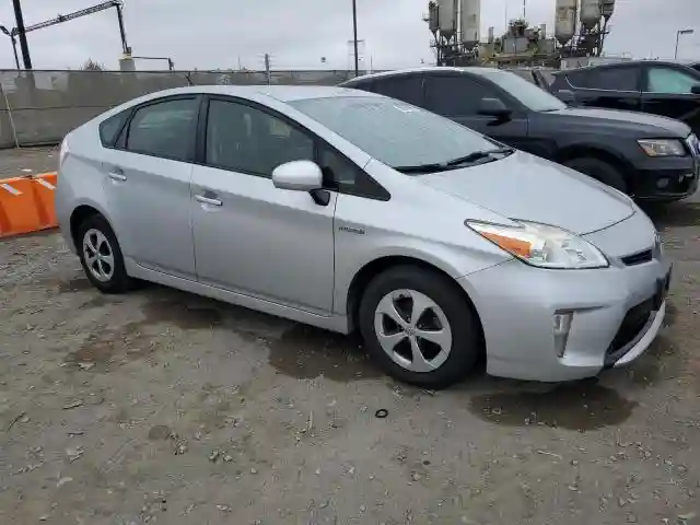 JTDKN3DU3F0480391 2015 TOYOTA PRIUS-3