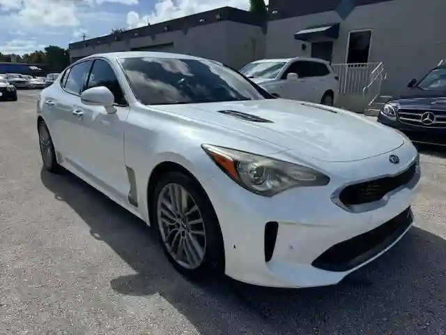 KNAE15LAXJ6032888 2018 KIA STINGER-3