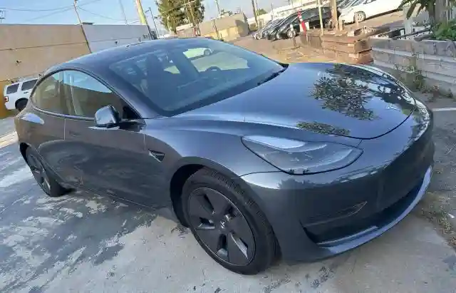 5YJ3E1EA1PF607137 2023 TESLA MODEL 3-0