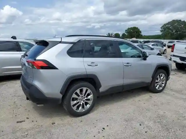 2T3A1RFV3MC187245 2021 TOYOTA RAV4-2