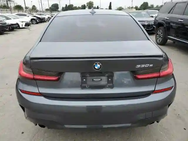 3MW5P7J06M8C15108 2021 BMW 3 SERIES-5