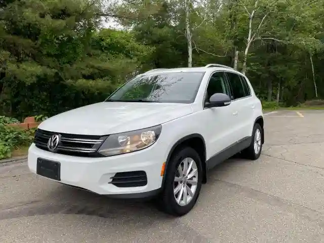 WVGSV7AX7HW511918 2017 VOLKSWAGEN TIGUAN-1
