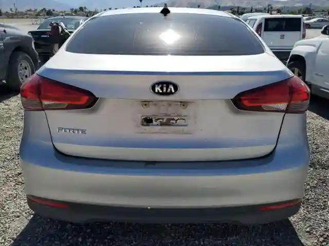 3KPFK4A71HE043045 2017 KIA FORTE-5