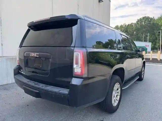 1GKS2GKC3JR134876 2018 GMC YUKON-3