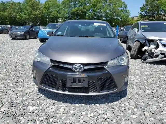 4T1BF1FK3HU300590 2017 TOYOTA CAMRY-4