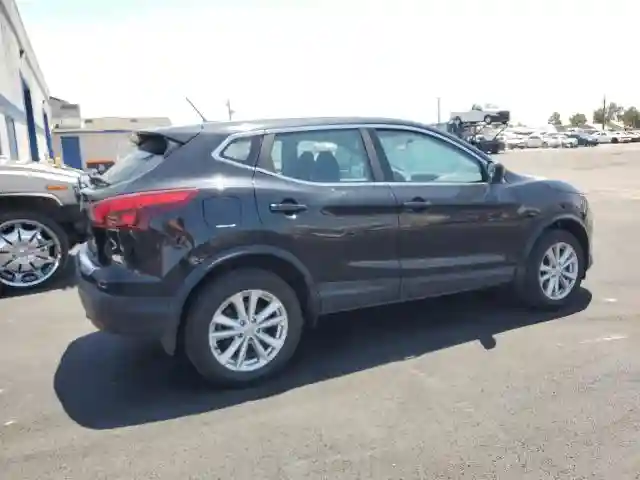 JN1BJ1CP0HW003125 2017 NISSAN ROGUE-2