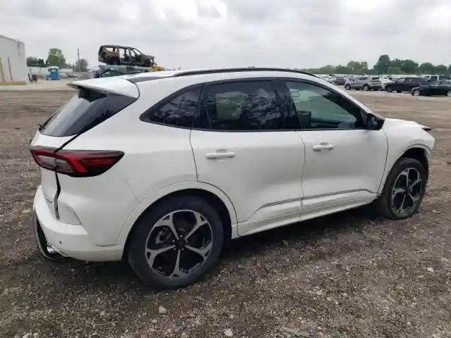 1FMCU9NA5PUA71832 2023 FORD ESCAPE ST-2
