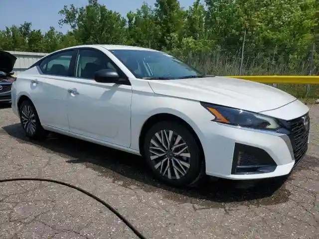 1N4BL4DV4SN372742 2025 NISSAN ALTIMA-3