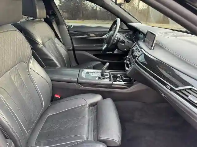 WBA7F2C51HG421516 2017 BMW 7 SERIES-4