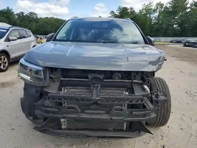 3VVWX7B23NM028670 2022 VOLKSWAGEN TAOS SE-4