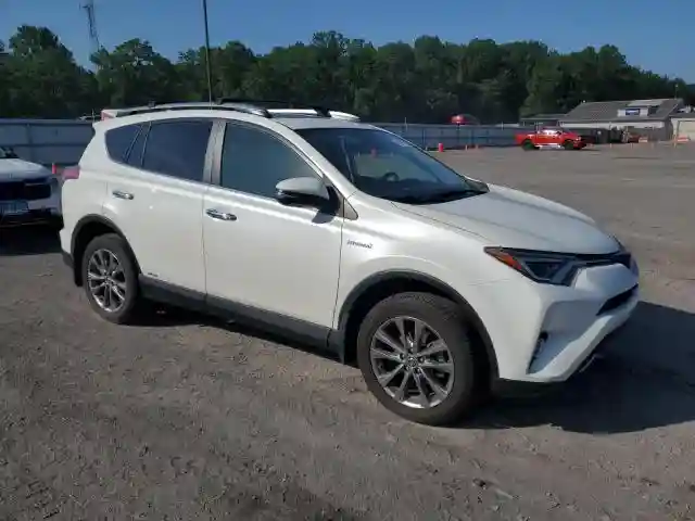 JTMDJREV3JD157880 2018 TOYOTA RAV4-3