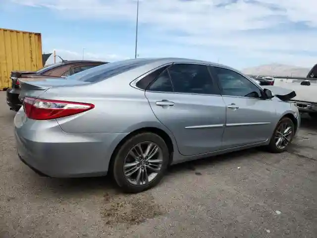 4T1BF1FK5GU610464 2016 TOYOTA CAMRY-2