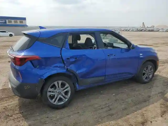 KNDEPCAA6M7176235 2021 KIA SELTOS-2