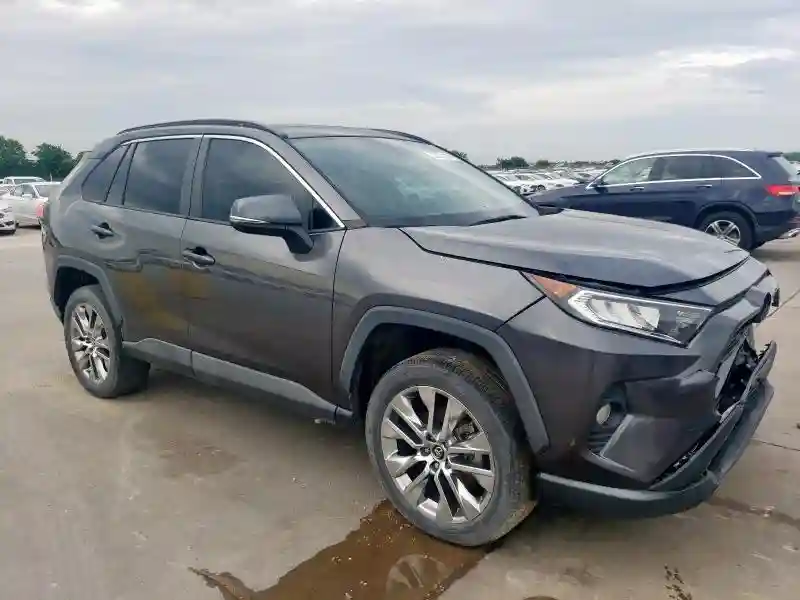 2T3C1RFV1MC102007 2021 TOYOTA RAV4-3