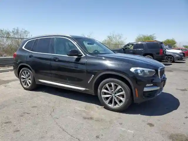 5UXTR7C52KLR51402 2019 BMW X3-3