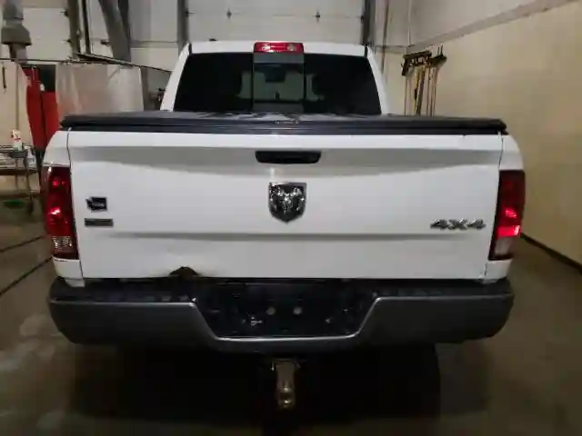 1C6RR7LT2JS259677 2018 RAM 1500-5