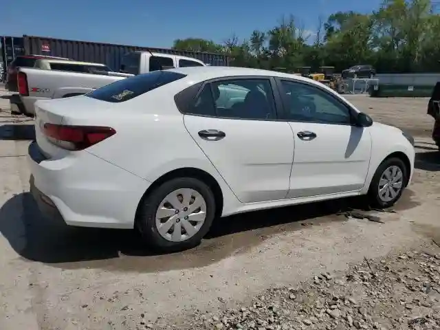 3KPA24AB0JE051111 2018 KIA RIO-2