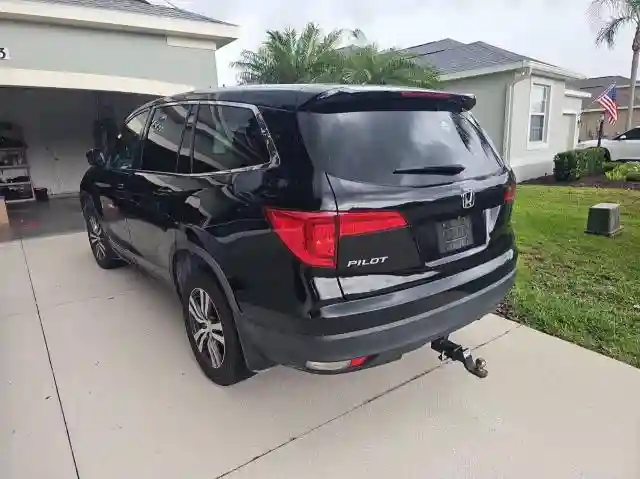 5FNYF5H59JB001424 2018 HONDA PILOT-2