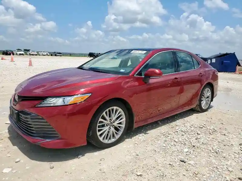 4T1BZ1HK8JU505073 2018 TOYOTA CAMRY-0