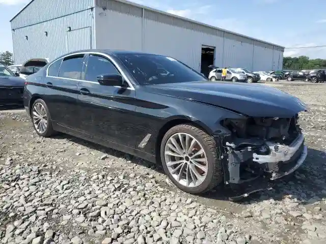WBA13BJ09MWW90448 2021 BMW 5 SERIES-3