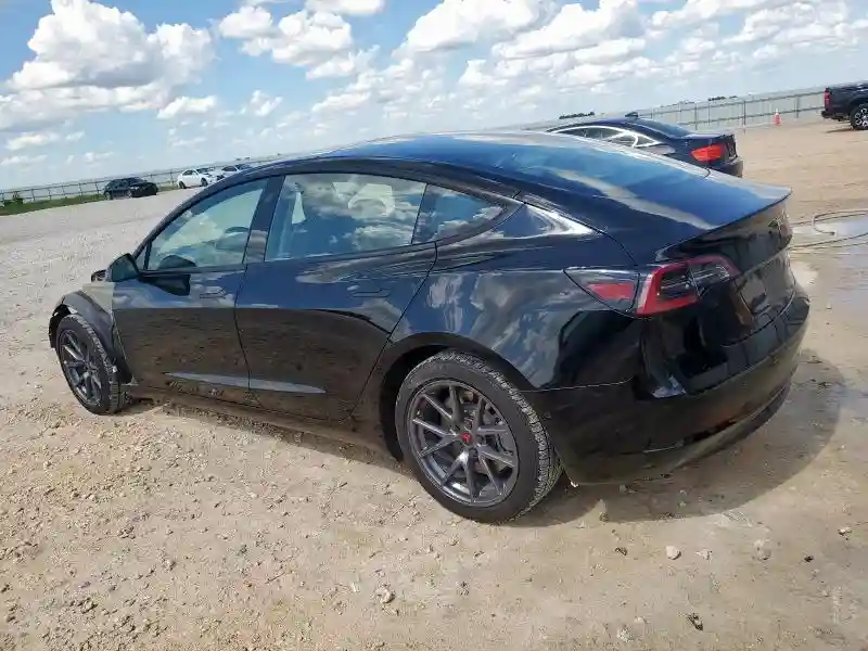 5YJ3E1EB4NF286636 2022 TESLA MODEL 3-1