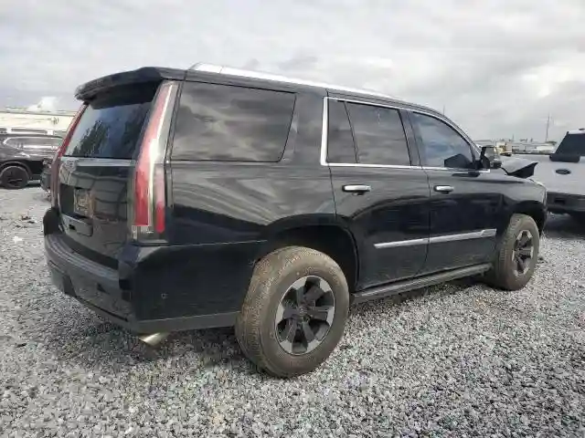 1GYS4CKJ6HR151558 2017 CADILLAC ESCALADE-2