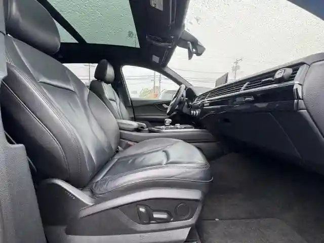 WA1LABF79KD013135 2019 AUDI Q7-4