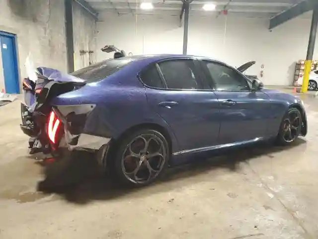ZARFAMBN2L7626139 2020 ALFA ROMEO GIULIA-2