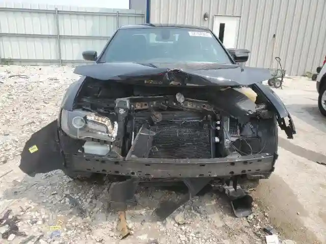2C3CCAGG5KH611013 2019 CHRYSLER 300-4