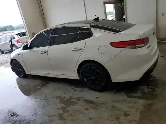 5XXGU4L30JG179804 2018 KIA OPTIMA-1
