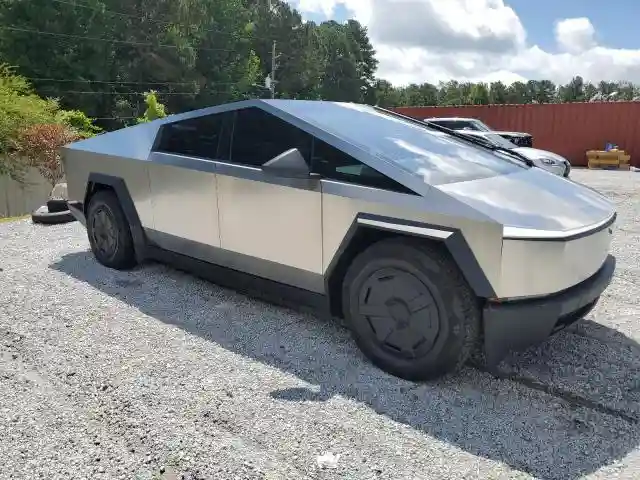 7G2CEHED4RA040504 2024 TESLA CYBERTRUCK-3