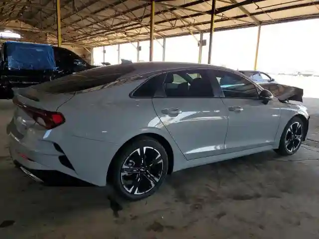 5XXG64J26NG128723 2022 KIA K5-2