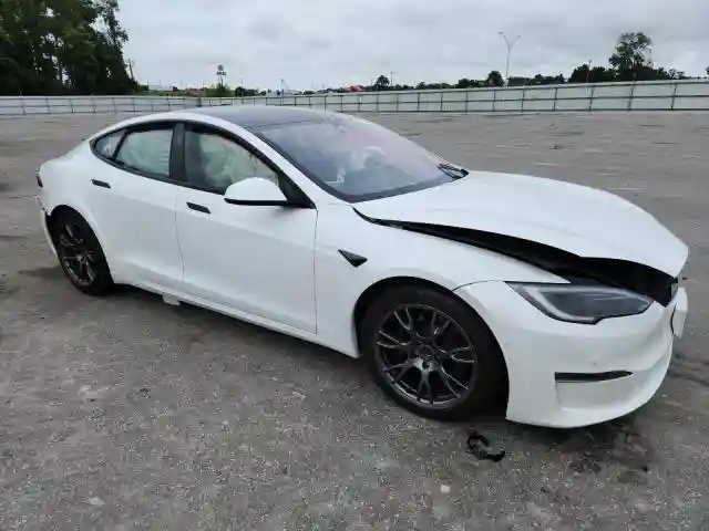 5YJSA1E50NF476127 2022 TESLA MODEL S-3