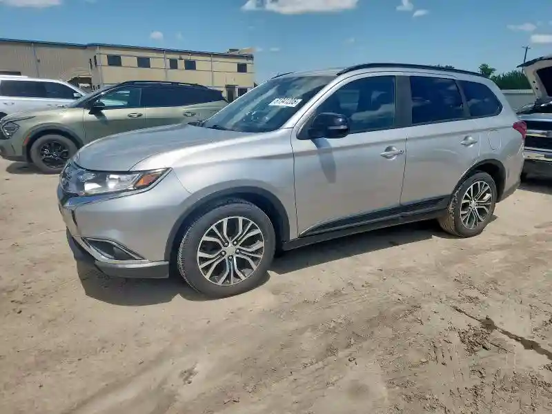 JA4AD3A34JZ022691 2018 MITSUBISHI OUTLANDER-0