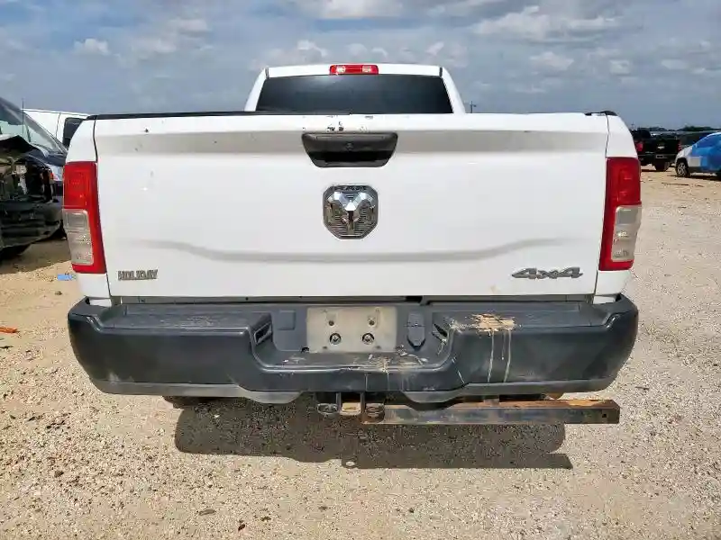 3C6UR5HJ3NG252191 2022 RAM 2500-5