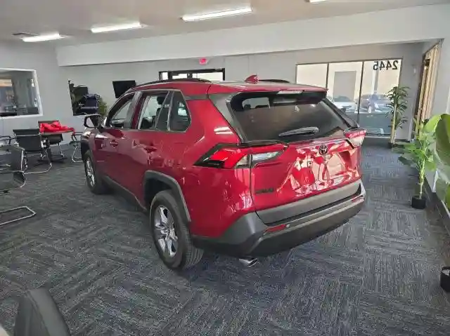2T3W1RFV4NW201045 2022 TOYOTA RAV4-2
