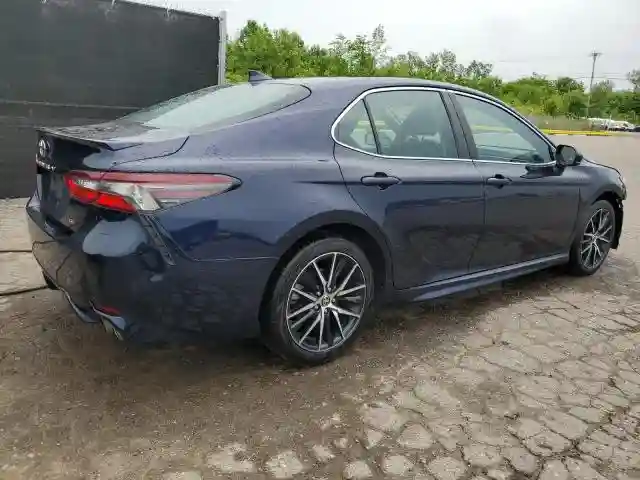 4T1G11AKXMU559874 2021 TOYOTA CAMRY-2