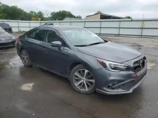 4S3BNAN62J3004662 2018 SUBARU LEGACY-3