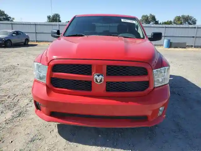 1C6RR6KT1JS305544 2018 RAM 1500-4