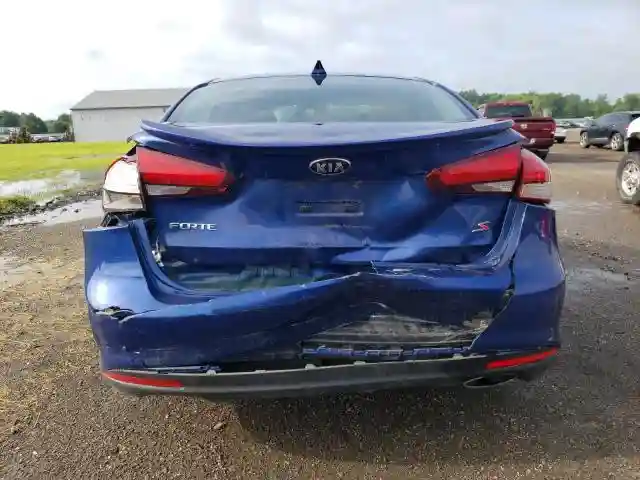 3KPFL4A72HE154037 2017 KIA FORTE-5