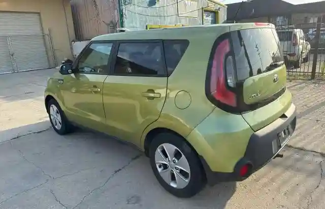 KNDJN2A29G7836361 2016 KIA SOUL-2