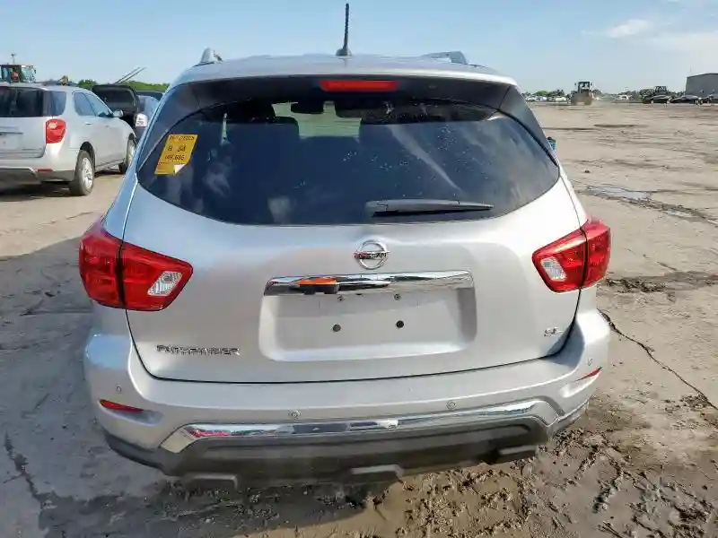5N1DR2MN1HC678738 2017 NISSAN PATHFINDER-5
