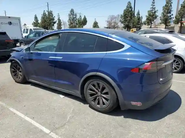 5YJXCDE20JF113683 2018 TESLA MODEL X-1
