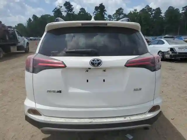 JTMWFREV3JJ727033 2018 TOYOTA RAV4-5